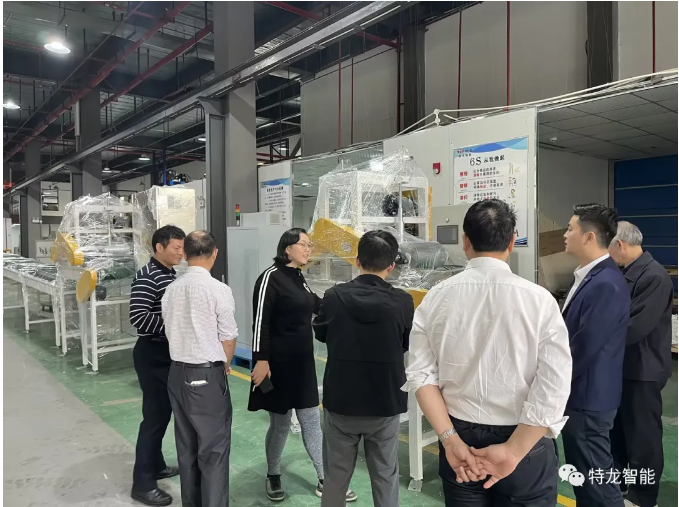 热烈欢迎广西大学博士生导师潘海鸿教授一行莅临指导！